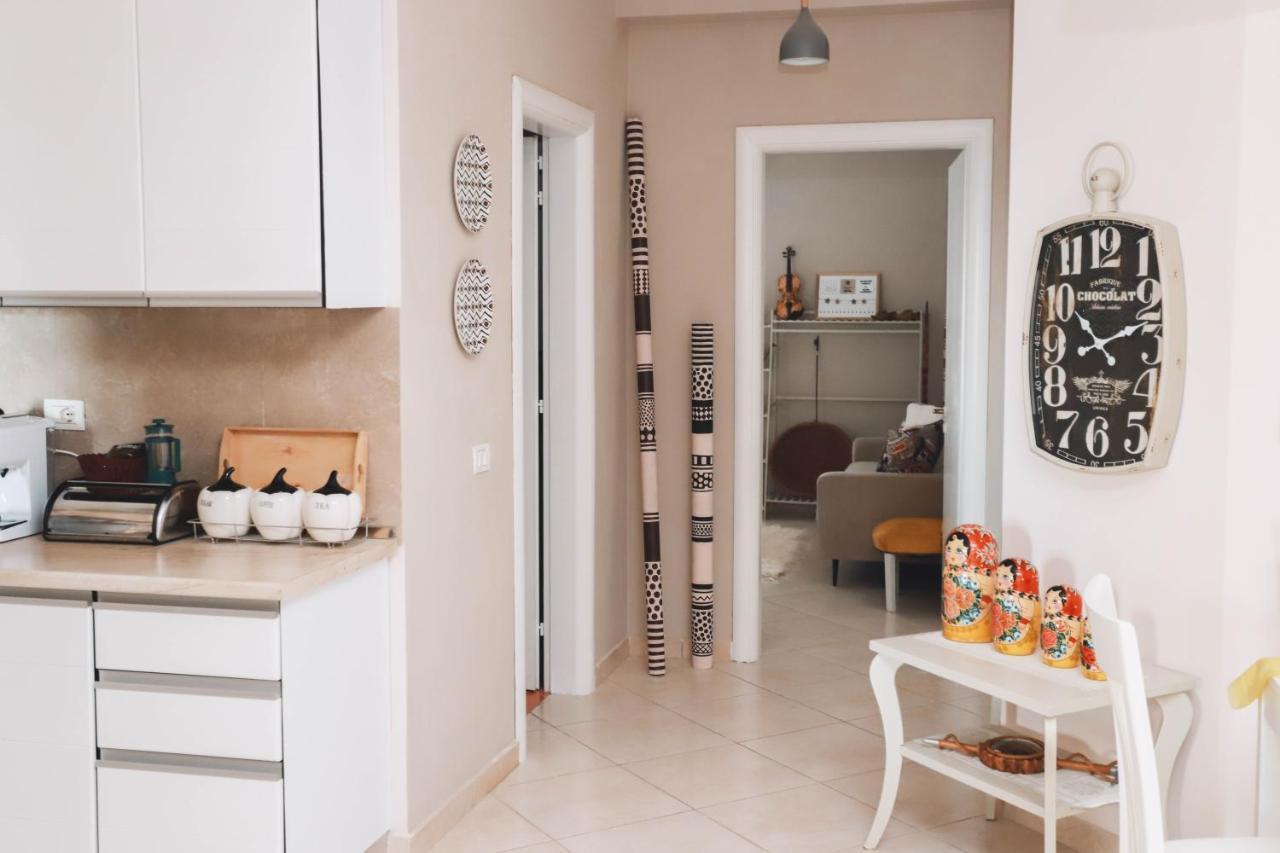 Large Apartment Near The Seaside Boulevard Lungomare Vlorë Екстериор снимка
