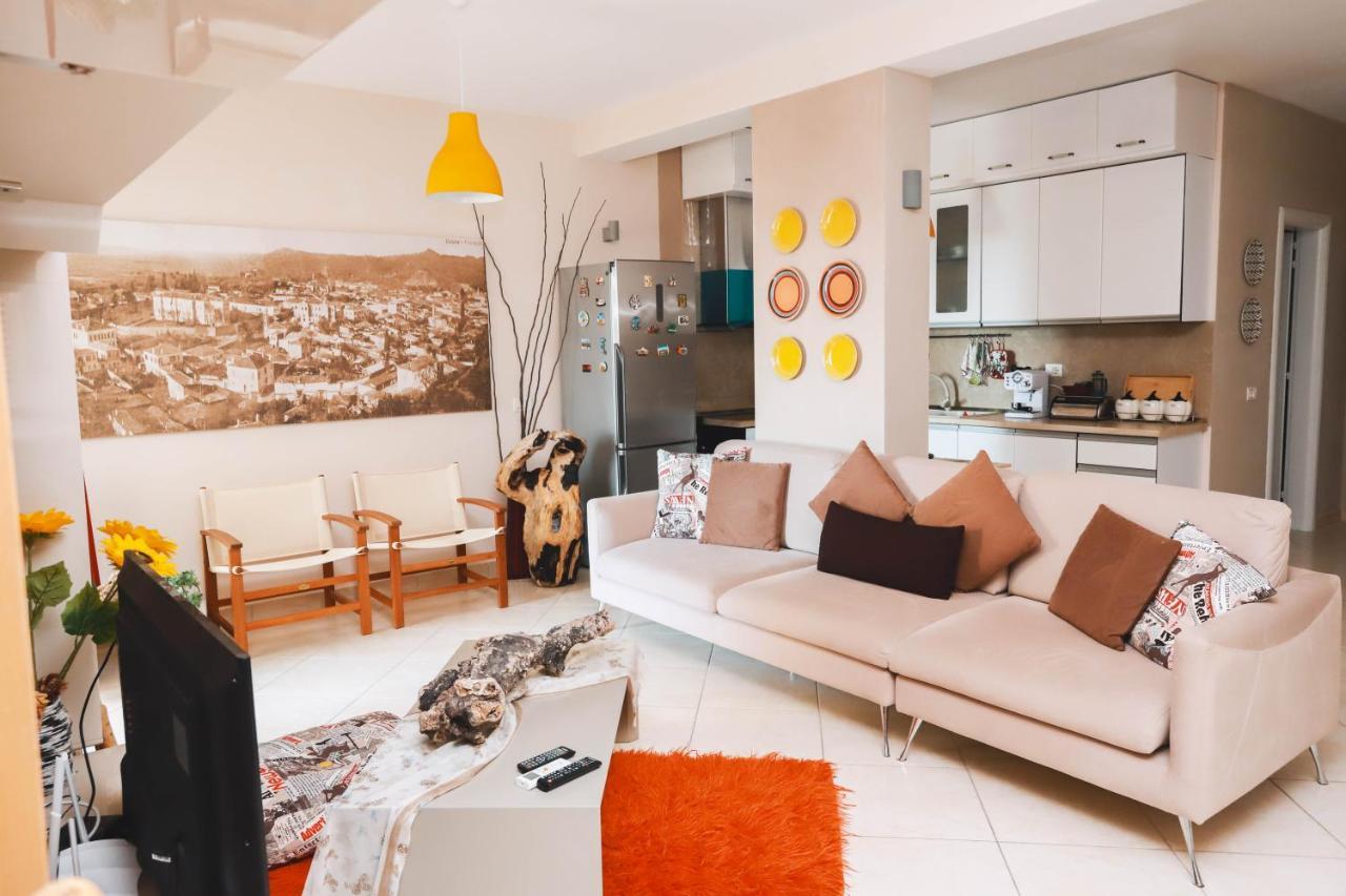 Large Apartment Near The Seaside Boulevard Lungomare Vlorë Екстериор снимка