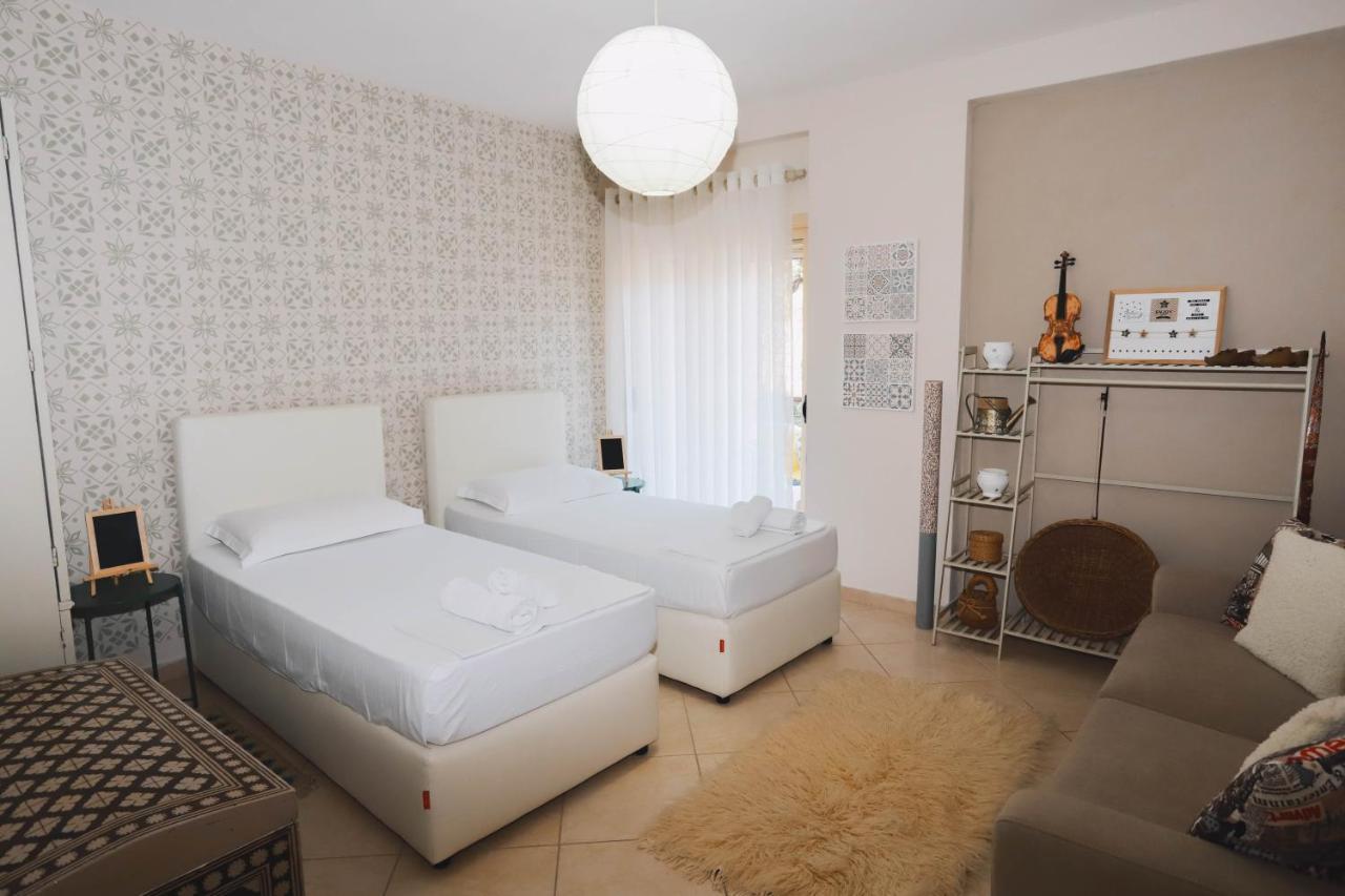 Large Apartment Near The Seaside Boulevard Lungomare Vlorë Екстериор снимка
